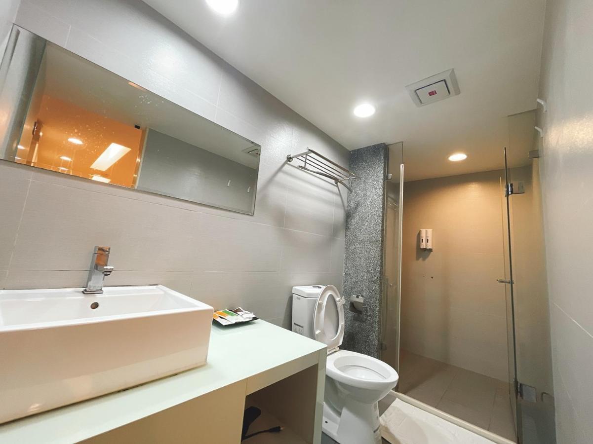 寵愛逢甲 Lägenhet Taichung Exteriör bild